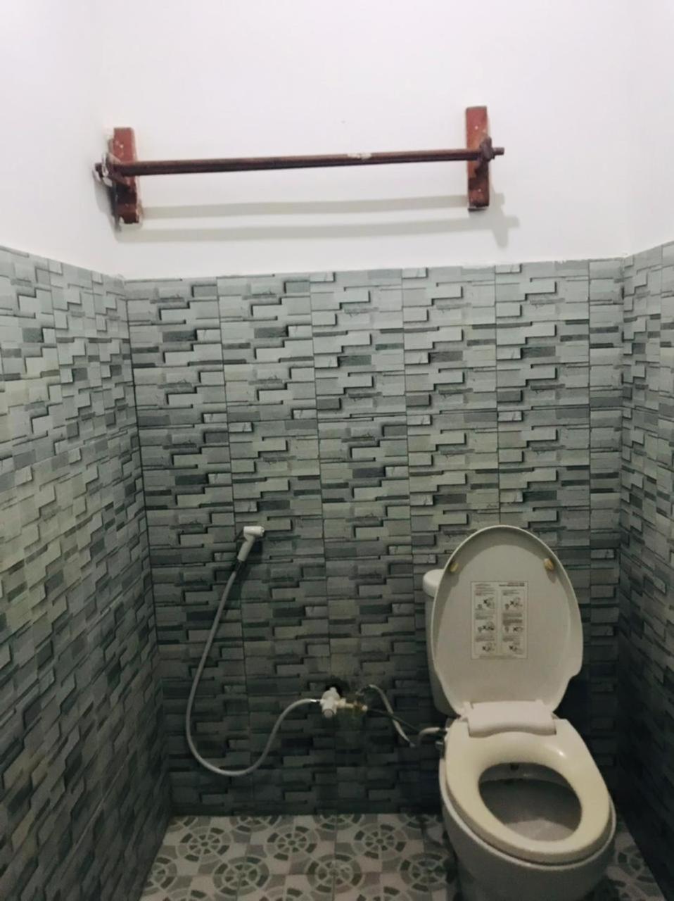 Kampung Homestay Kuta  Exterior foto